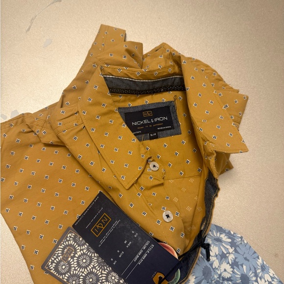 Shirts - Picture 6 of 11